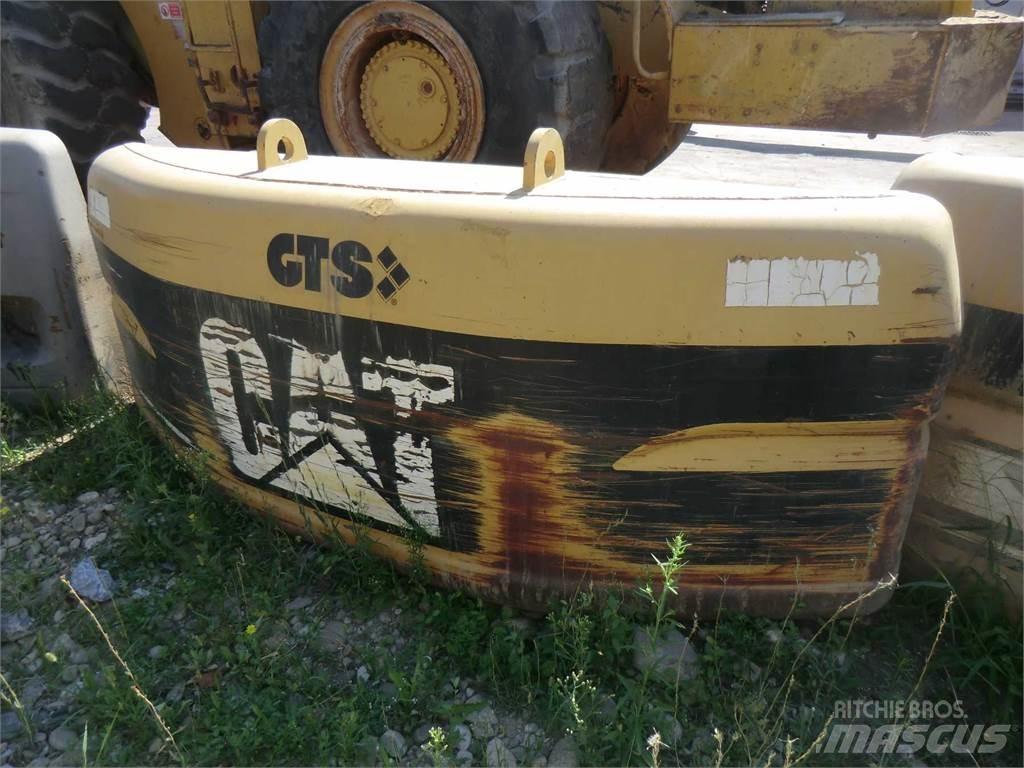 CAT 317B Podvozky a zavěšení kol