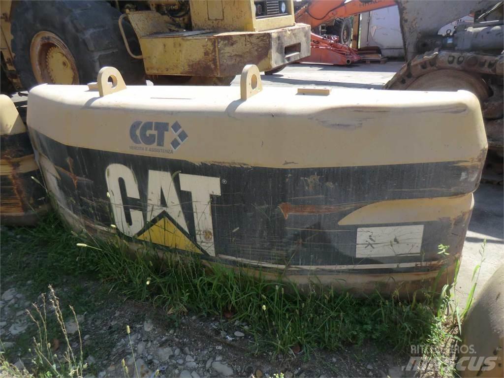 CAT 325B Podvozky a zavěšení kol