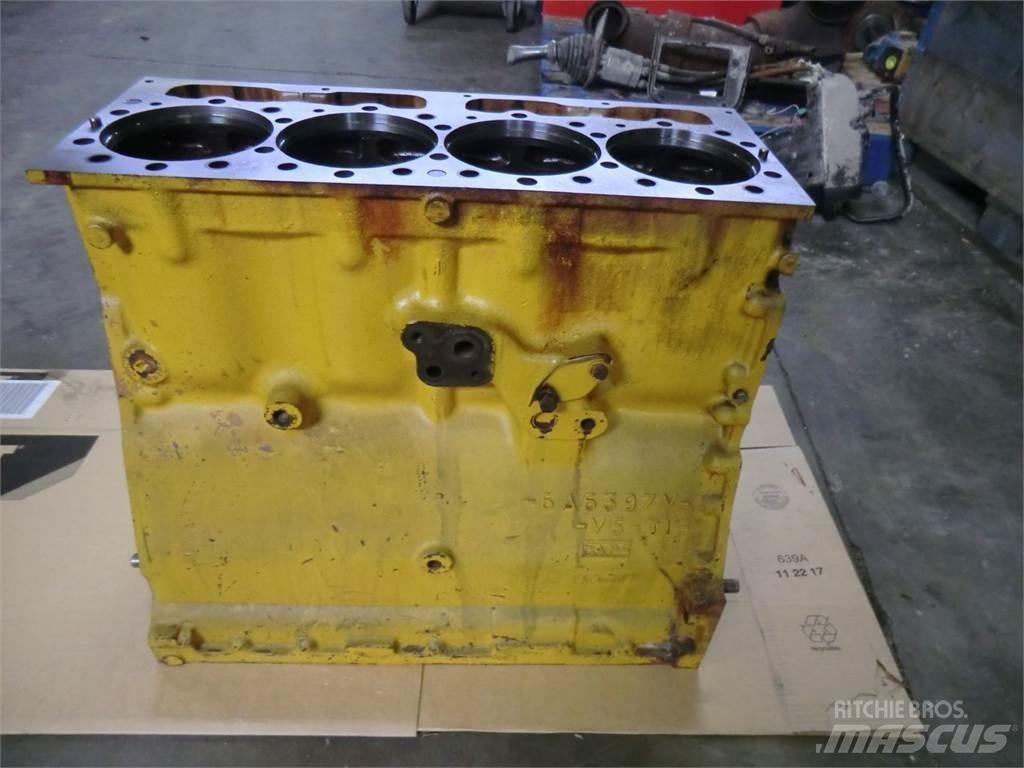CAT 3304 Motory