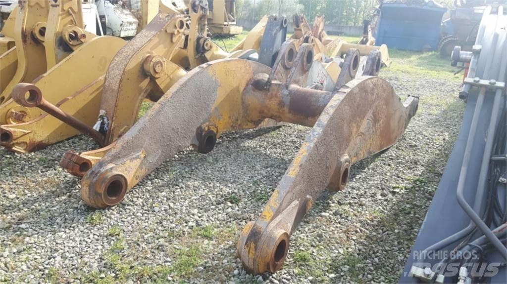 CAT 943 Stavebnictví - ostatní