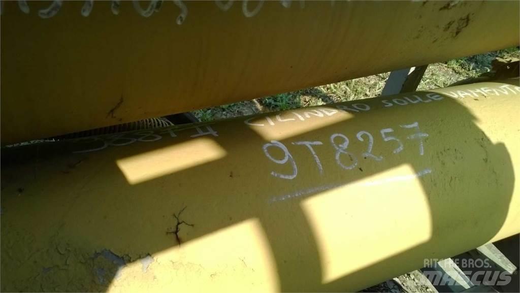 CAT 953 Stavebnictví - ostatní