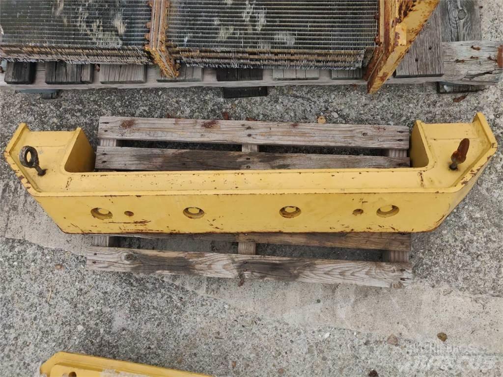 CAT 953C Podvozky a zavěšení kol