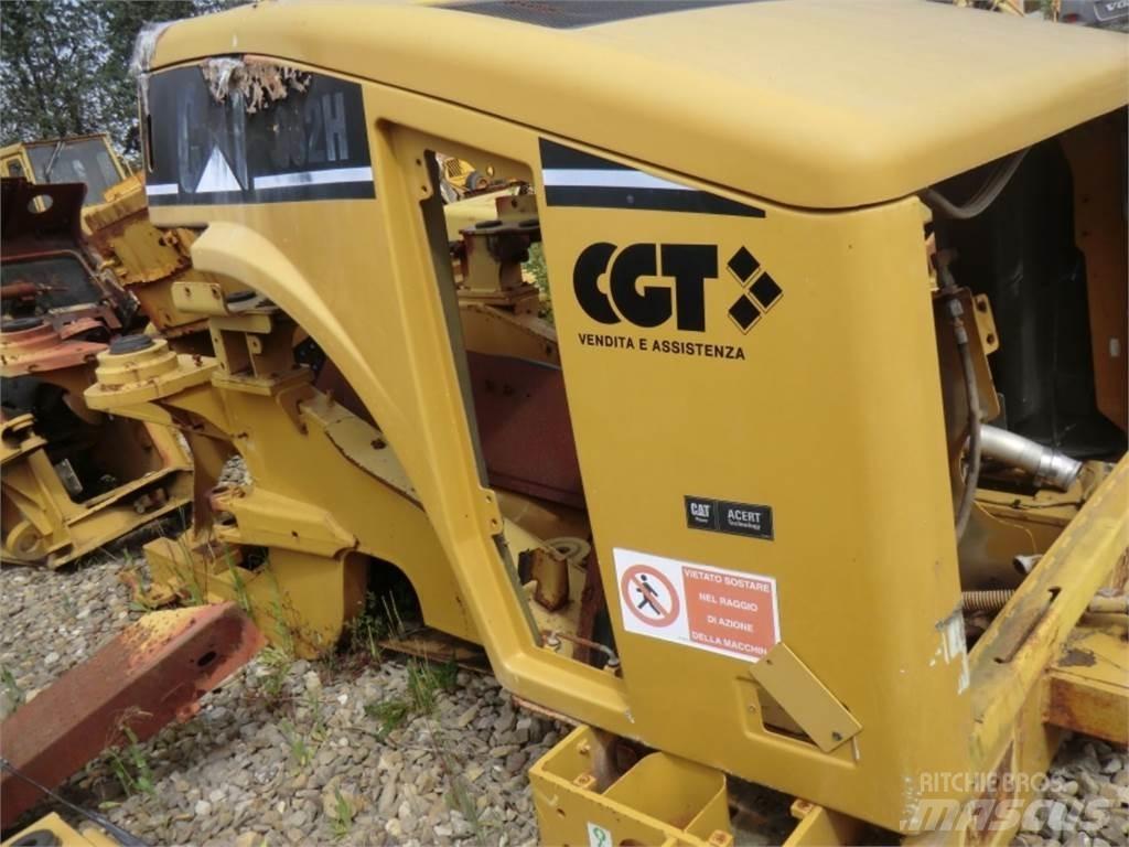 CAT 962H Podvozky a zavěšení kol