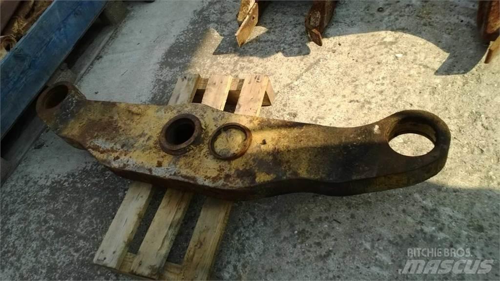 CAT 963C Pásy, řetězy a podvozek