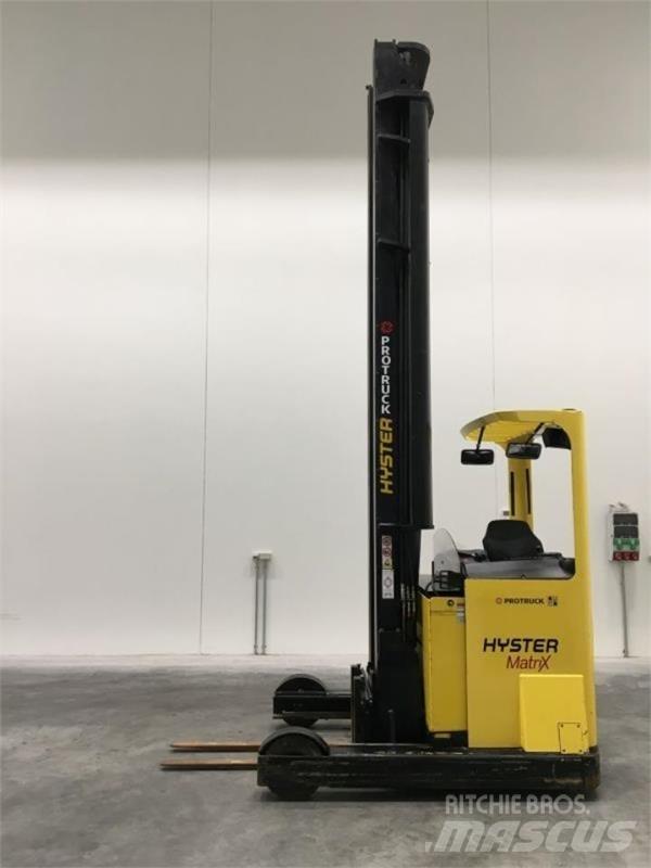 Hyster R2.0W Retraky