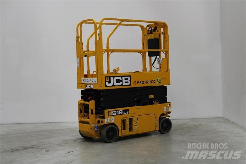 JCB S1930E Nůžková zvedací plošina