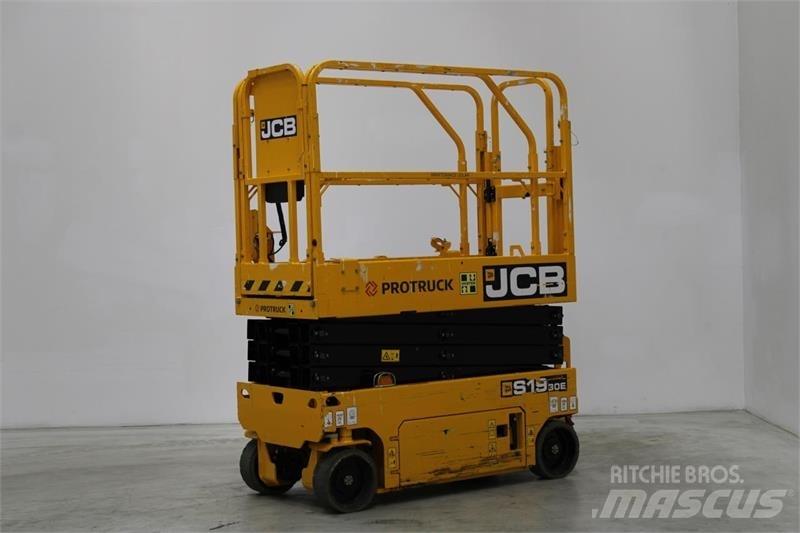 JCB S1930E Nůžková zvedací plošina