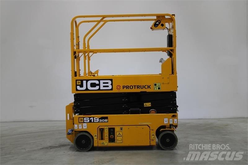 JCB S1930E Nůžková zvedací plošina