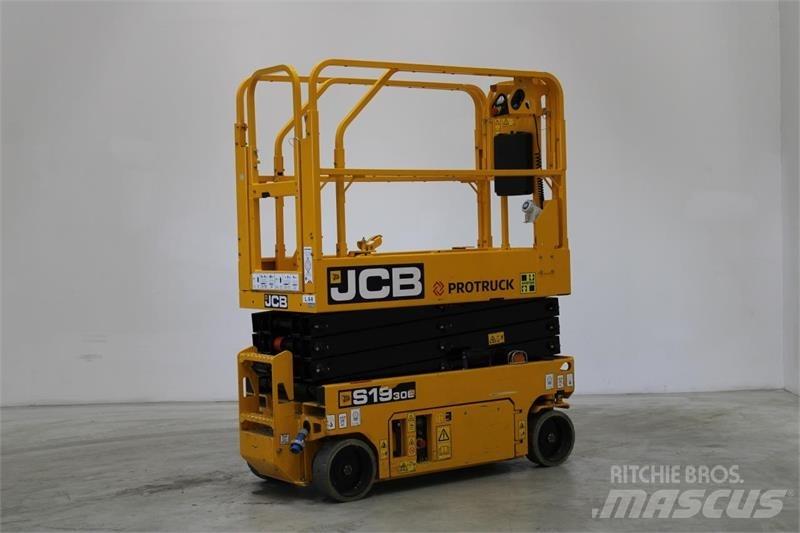 JCB S1930E Nůžková zvedací plošina