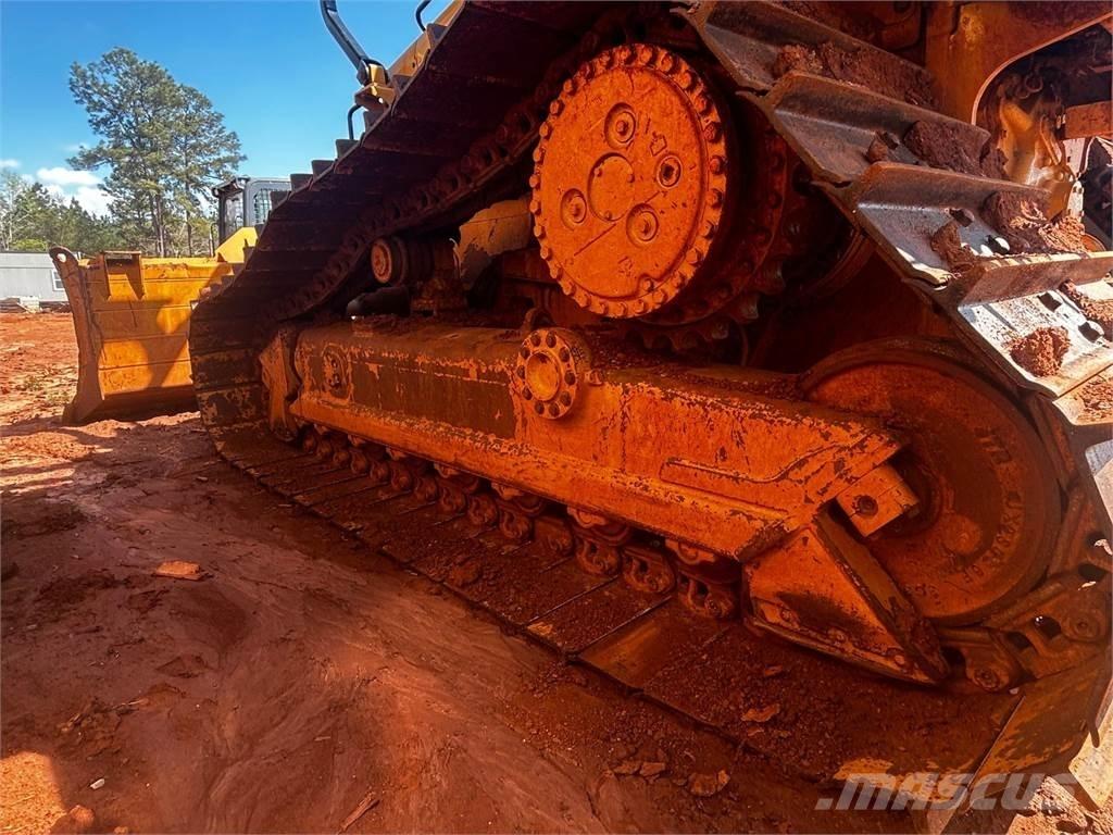 CAT D5 Pásové dozery