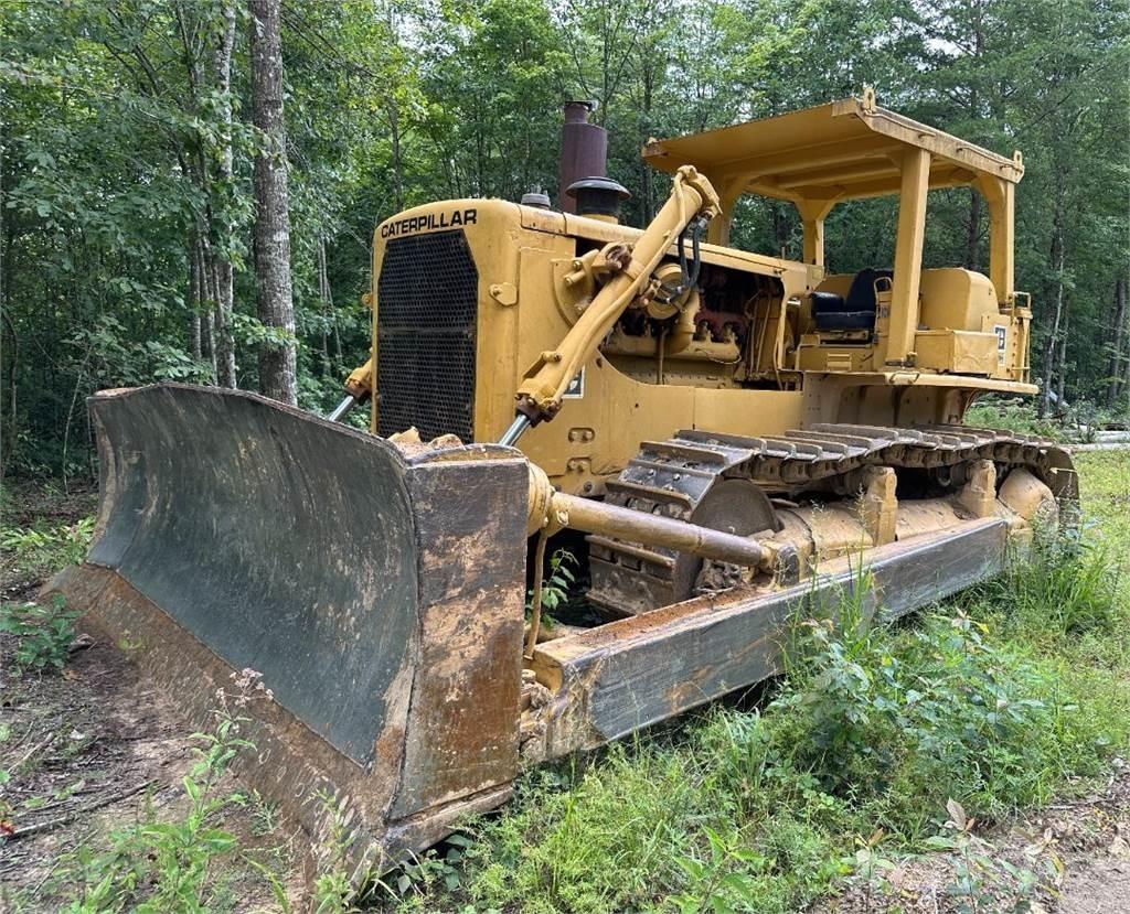 CAT D8H Pásové dozery
