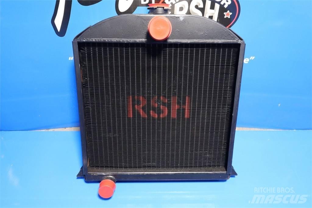 CASE 310G Radiátory