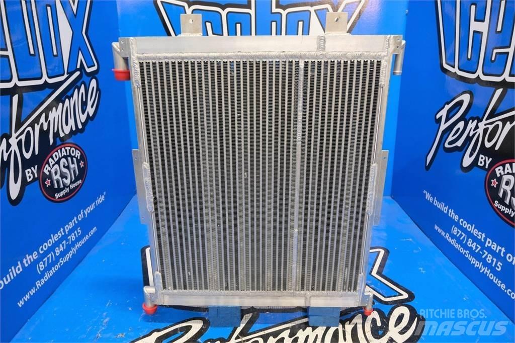 CASE 821F Radiátory