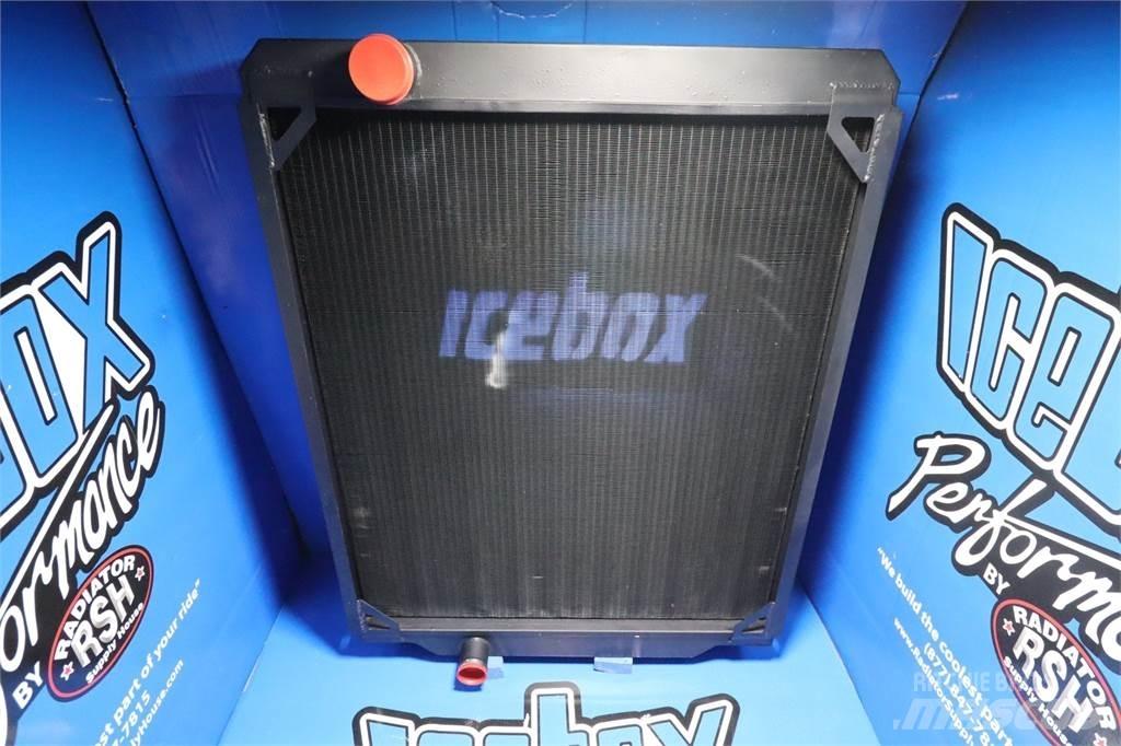 CASE 921C Radiátory