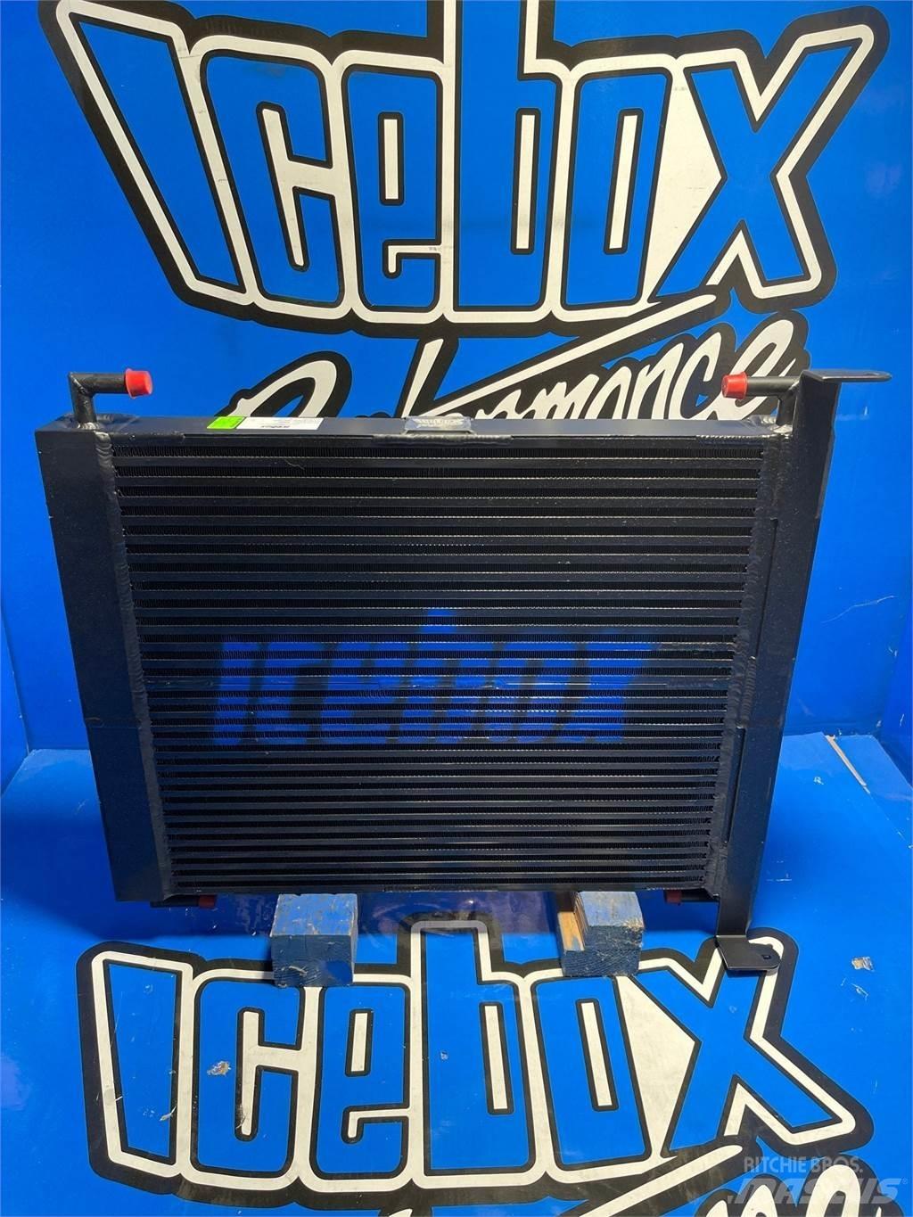 CAT 414 Radiátory