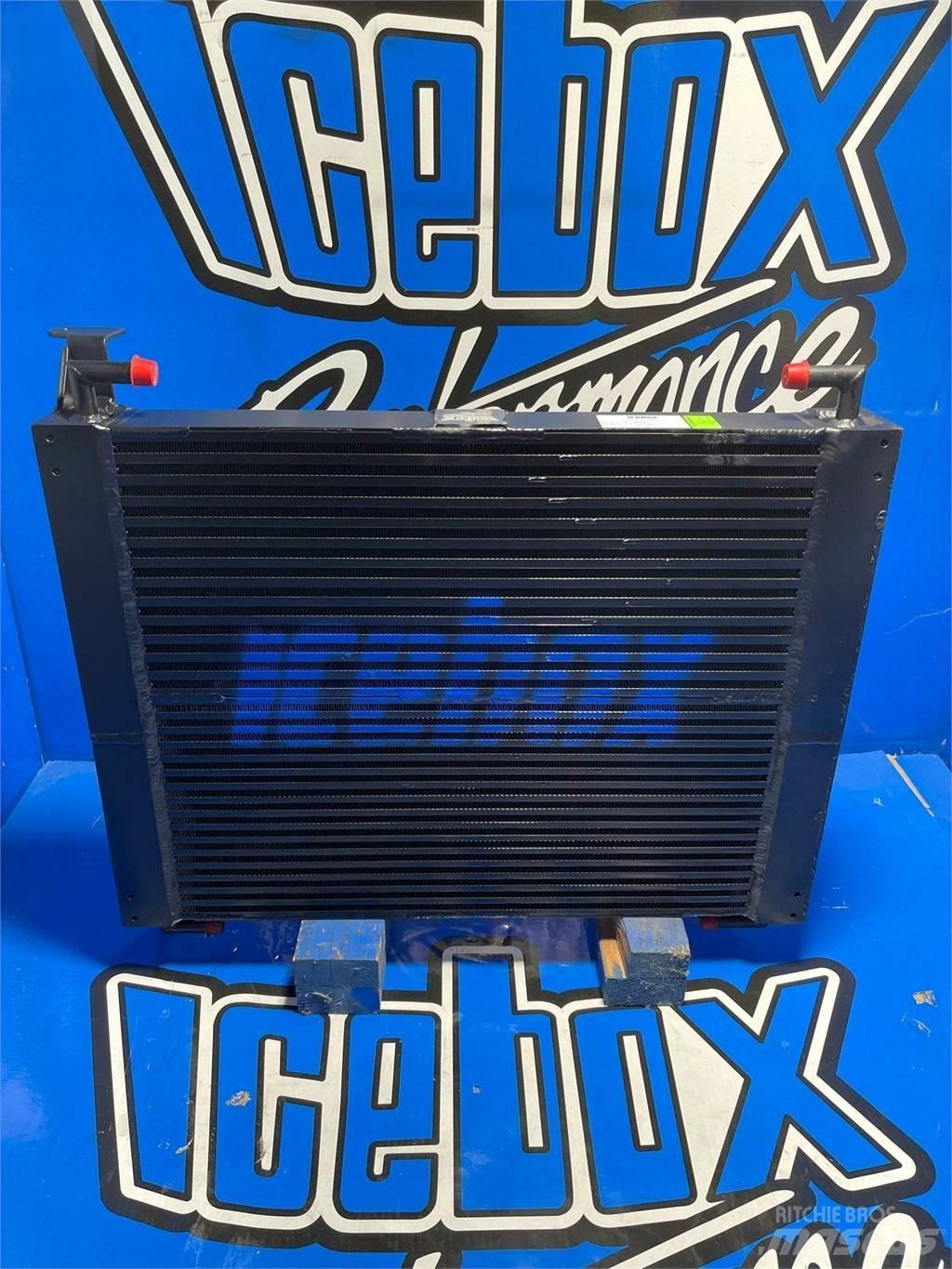 CAT 414 Radiátory