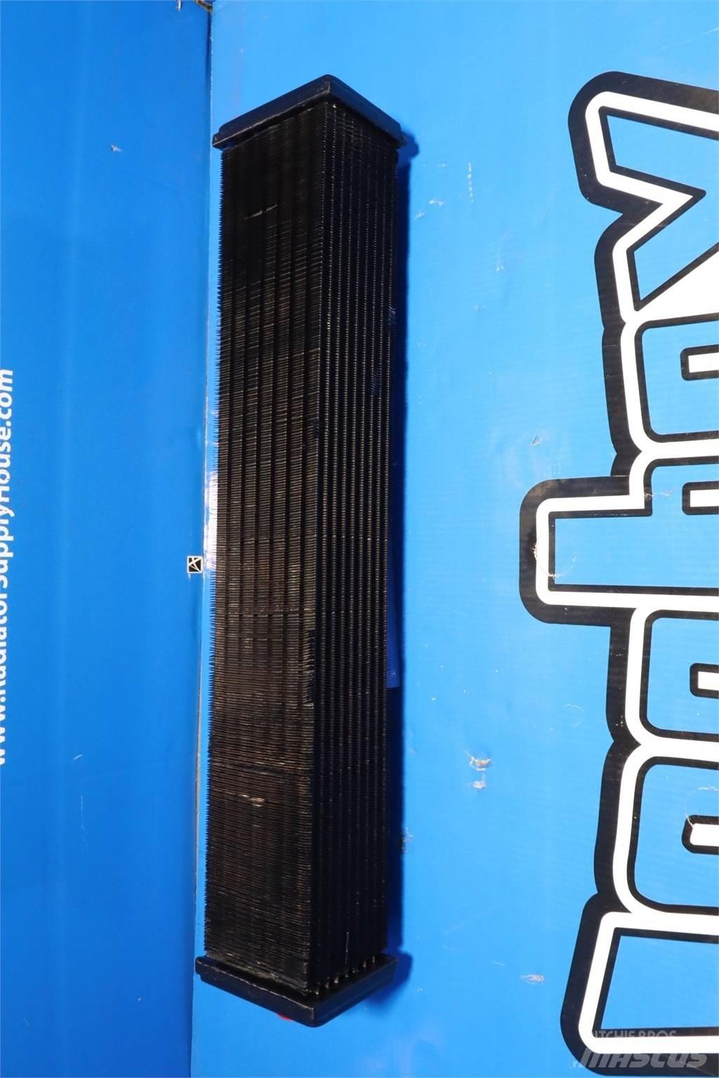 CAT 517 Radiátory