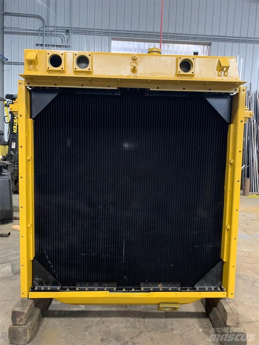 CAT D9L Radiátory