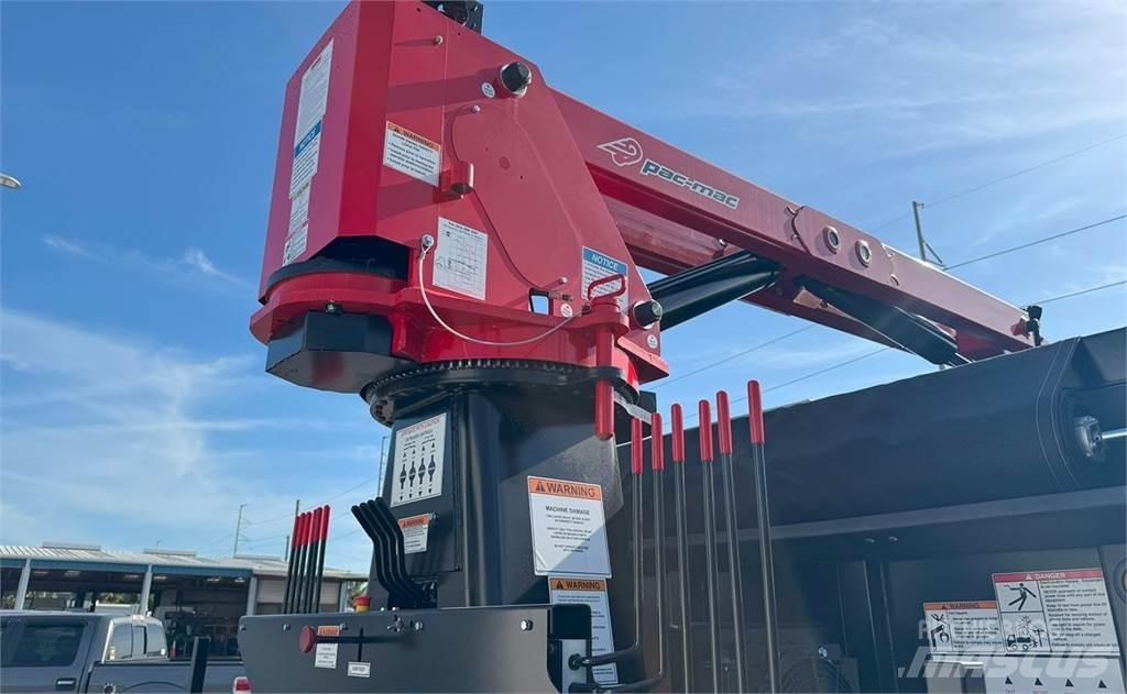 Hino L7 Klešťové drapáky