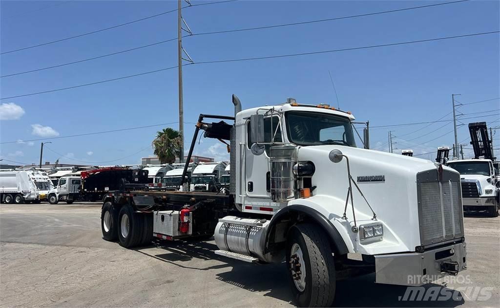 Kenworth T800 Lanový nosič kontejnerů