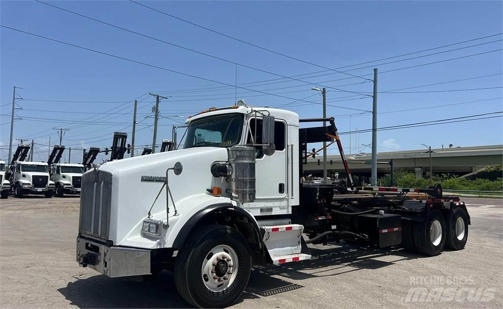 Kenworth T800 Lanový nosič kontejnerů