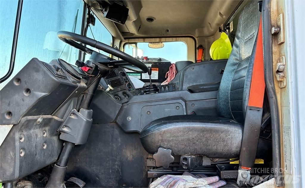 Mack 600 Popelářské vozy