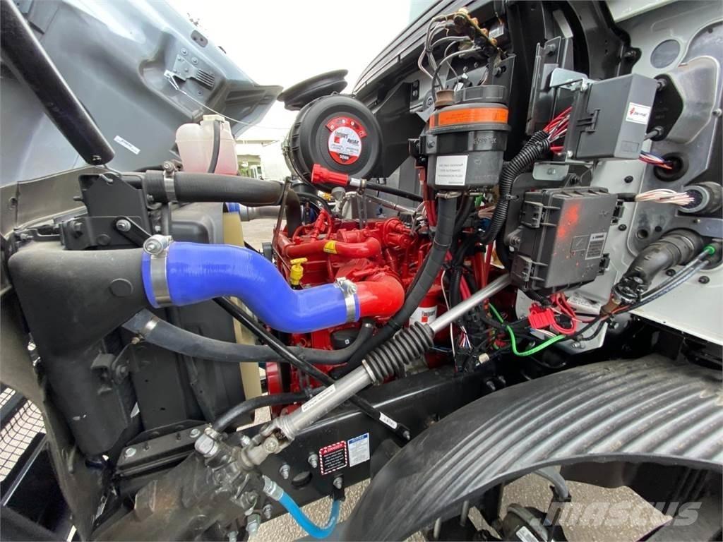 Mack MD6 Klešťové drapáky