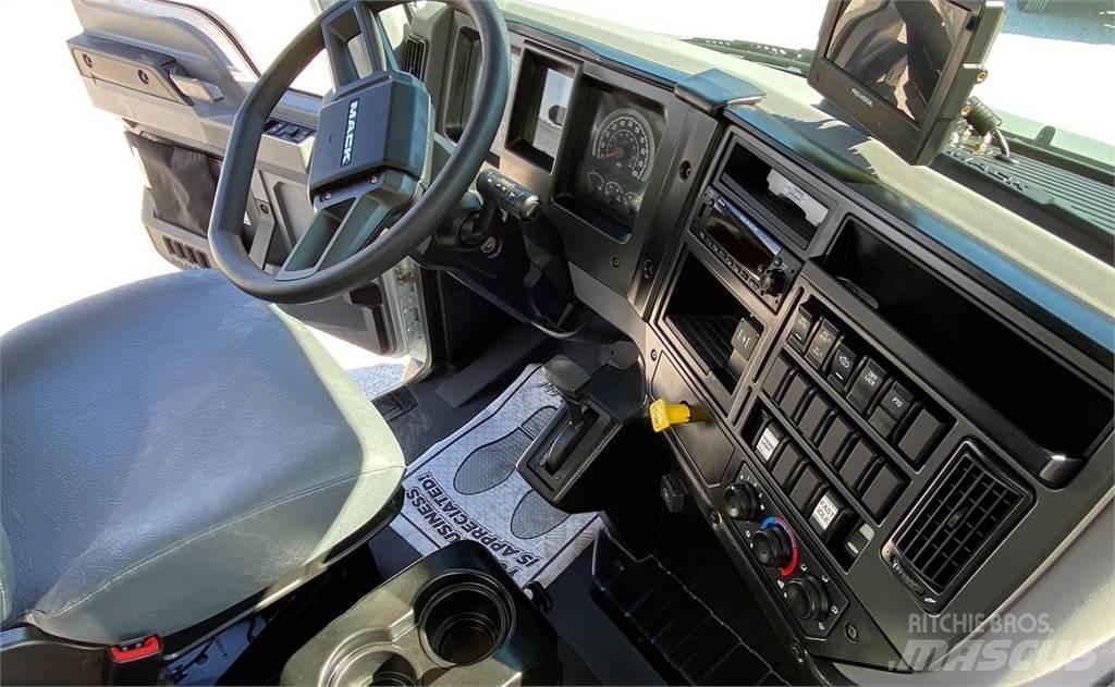 Mack MD6 Popelářské vozy