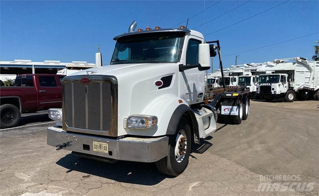 Peterbilt 567 Lanový nosič kontejnerů