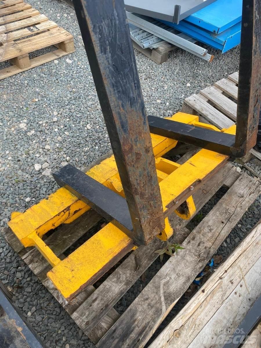 JCB  Teleskopické nakladače pro zemědělství