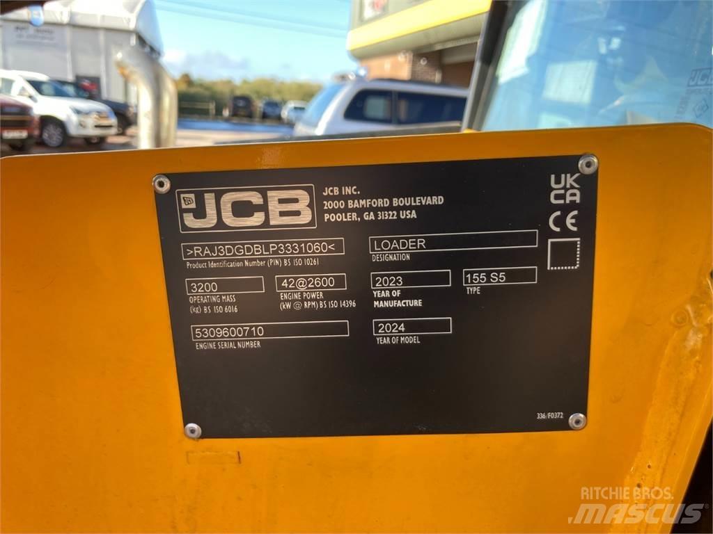 JCB 155 Teleskopické nakladače pro zemědělství