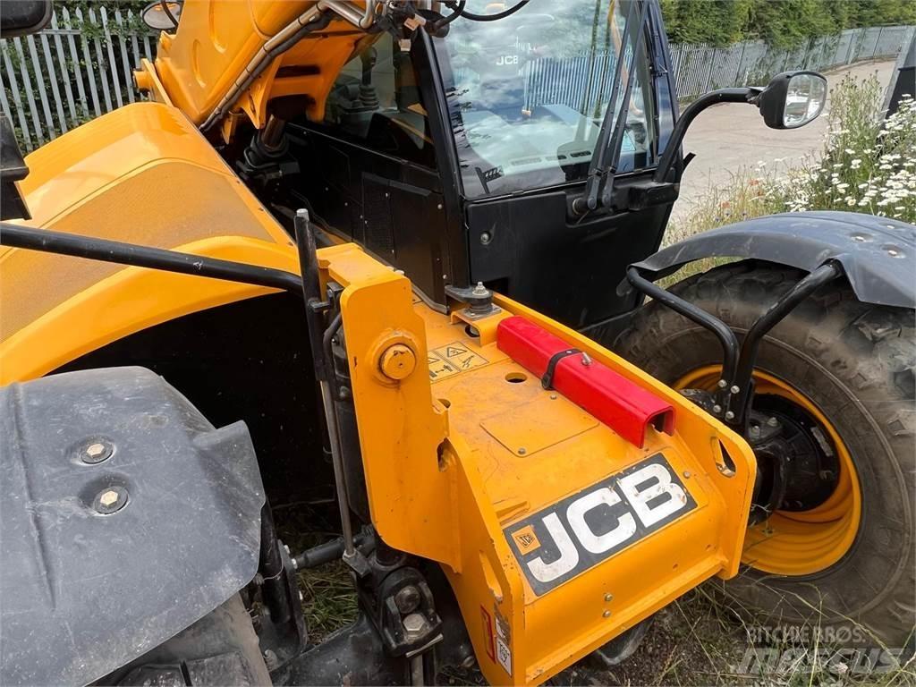 JCB 536-95 Teleskopické nakladače pro zemědělství