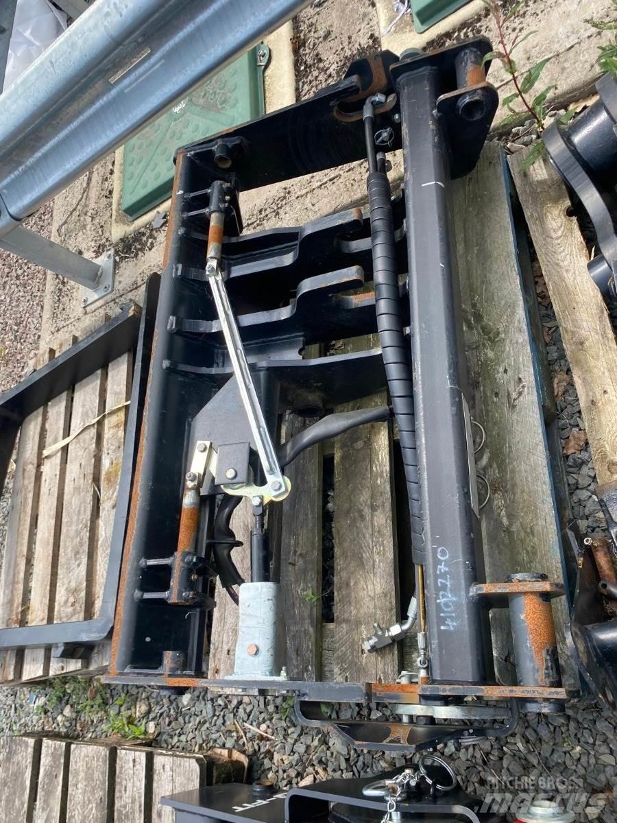 JCB Q-FIT Teleskopické nakladače pro zemědělství
