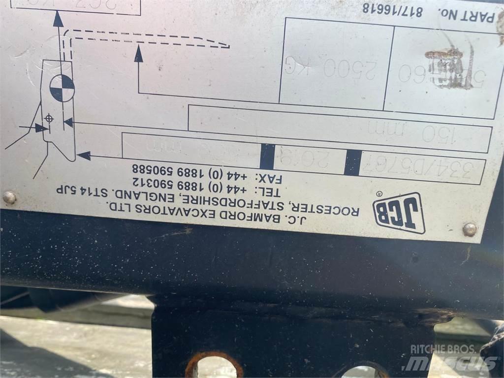 JCB Q-FIT Teleskopické nakladače pro zemědělství