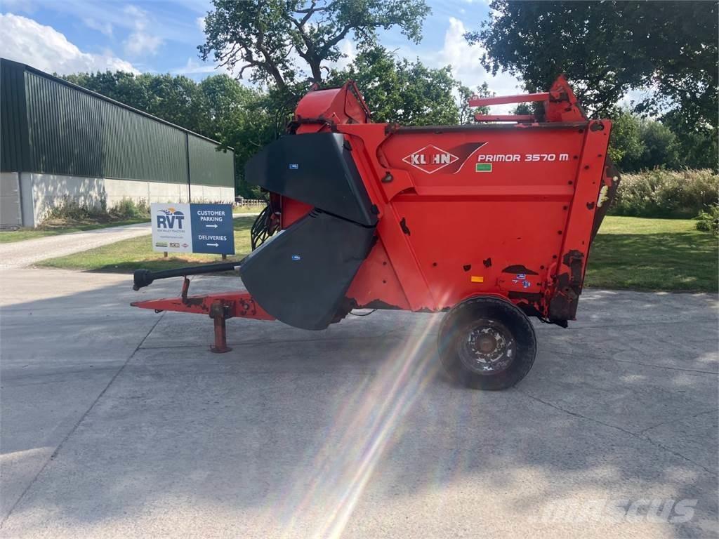 Kuhn 3570 Drtiče a řezače balíků