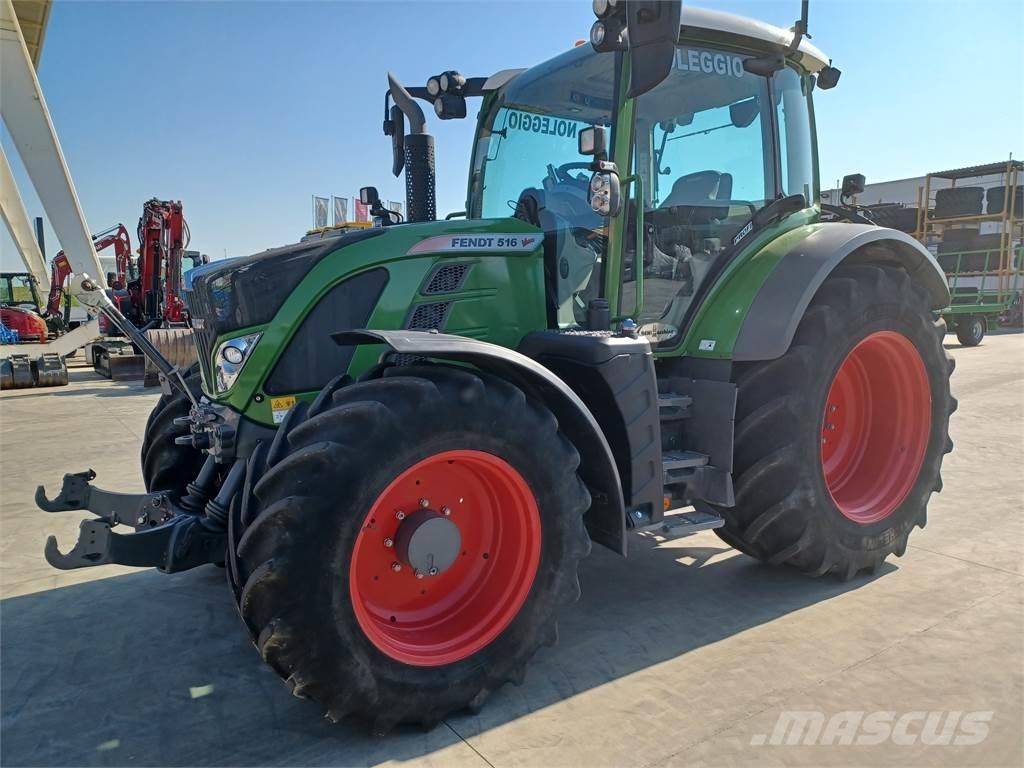 Fendt 516 S4 Traktory
