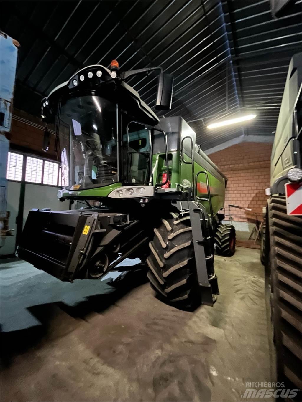 Fendt 6335 C PLI Sklízecí mlátičky
