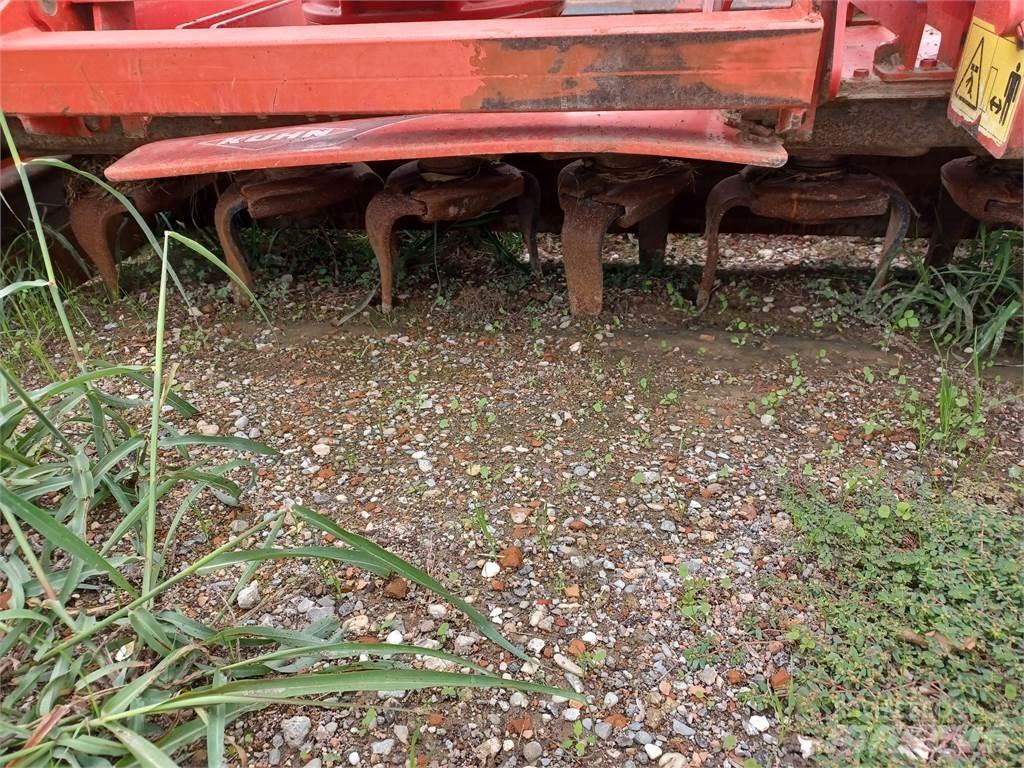 Kuhn HRB403DR Další