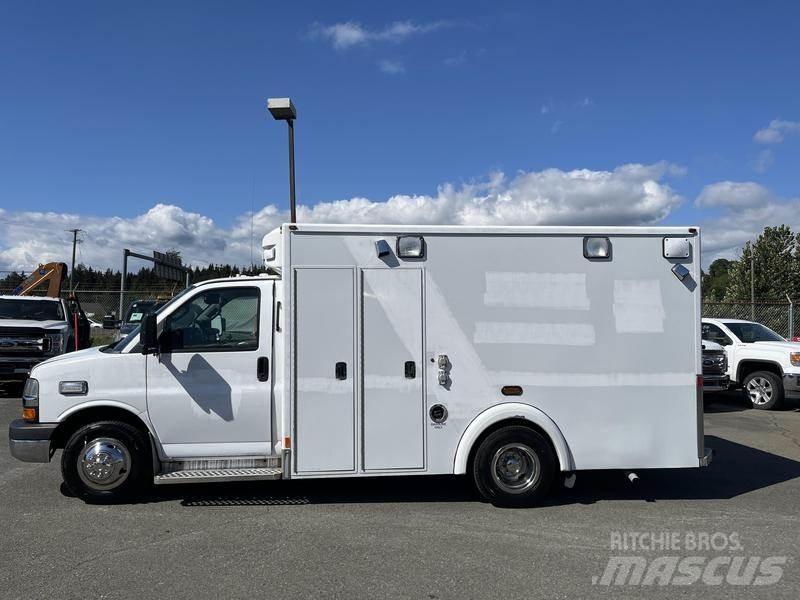 Chevrolet Express Minibusy