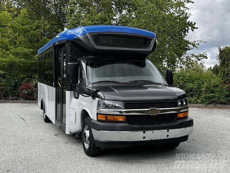 Chevrolet Express Minibusy