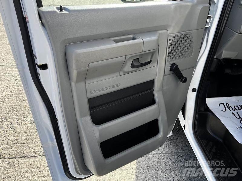 Ford Econoline Dodávky