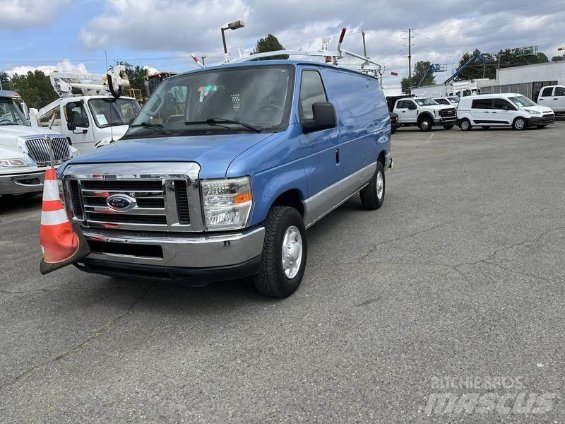 Ford Econoline Dodávky