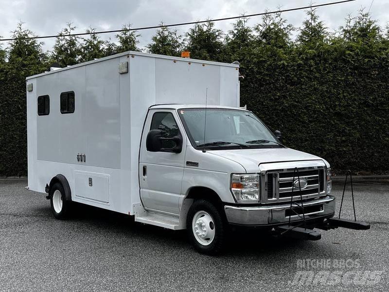Ford Econoline Dodávky