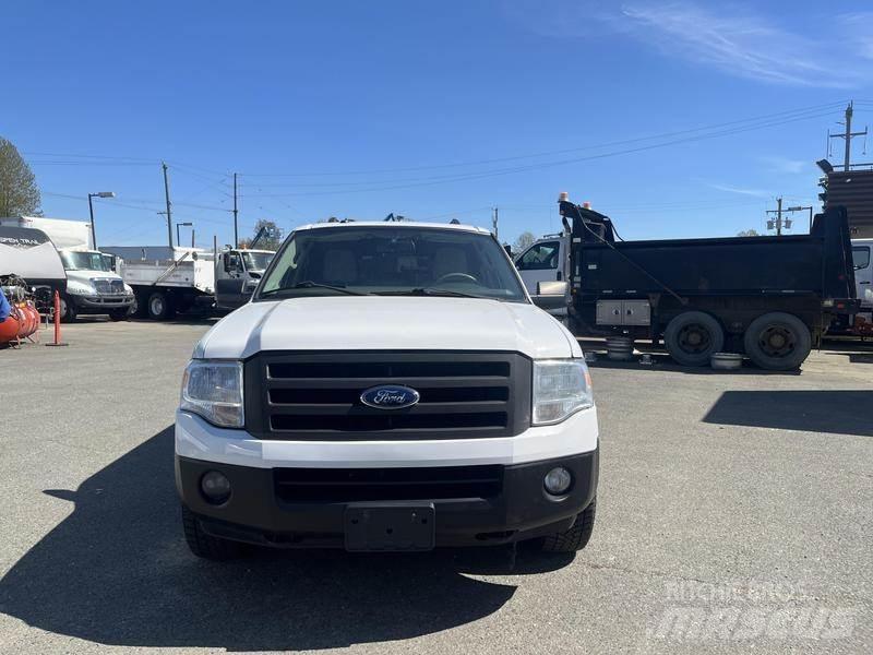 Ford Expedition Osobní vozy