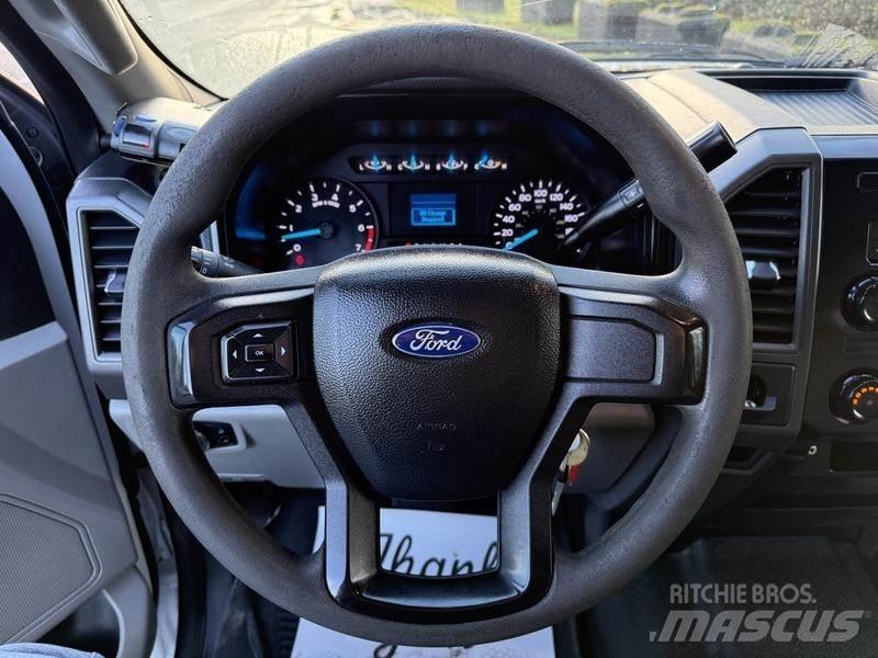 Ford F-350 SD Valníky/Sklápěcí bočnice