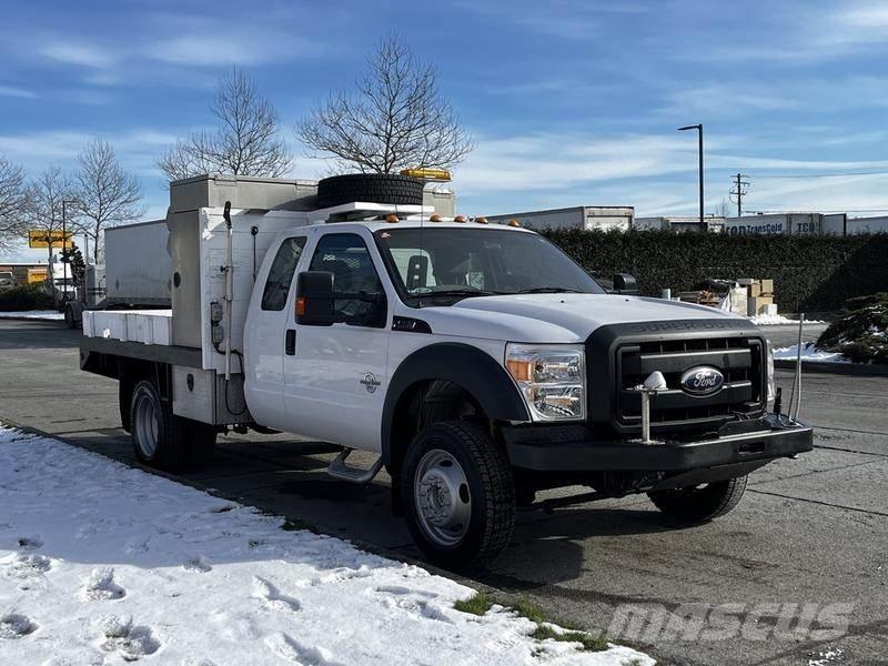 Ford F-450 SD Komunální / Multi-užitková vozidla
