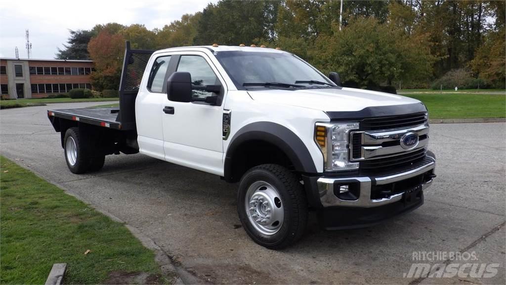 Ford F-550 Valníky/Sklápěcí bočnice