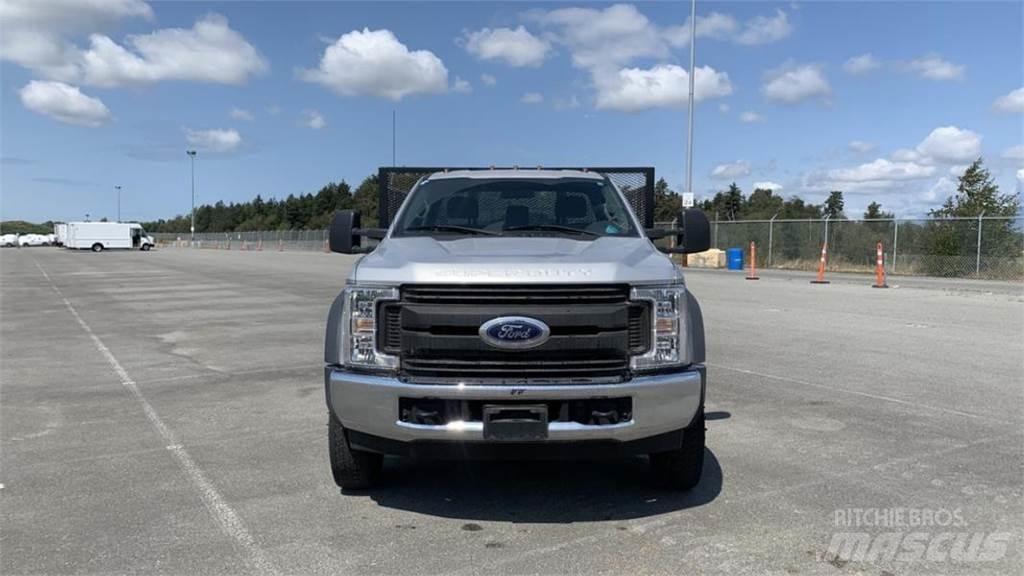 Ford F-550 Valníky/Sklápěcí bočnice