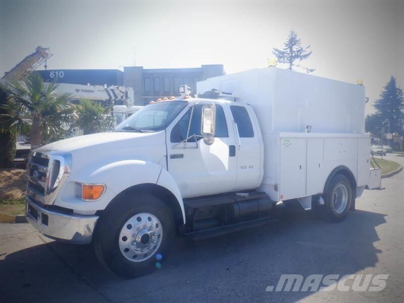Ford F-750 Komunální / Multi-užitková vozidla
