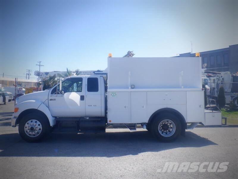 Ford F-750 Komunální / Multi-užitková vozidla